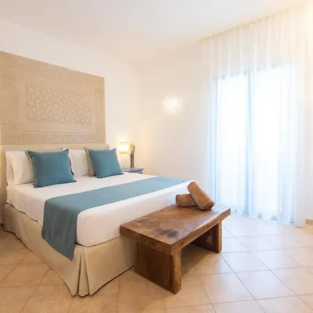 Cdshotels - Ninfe Saracene Hotel Le Castella (Calabria)